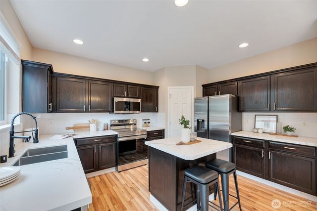 2991 S 296th Street, Federal Way, WA 98003