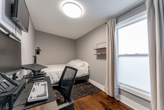 501 S 9th Avenue, Maywood, IL 60153