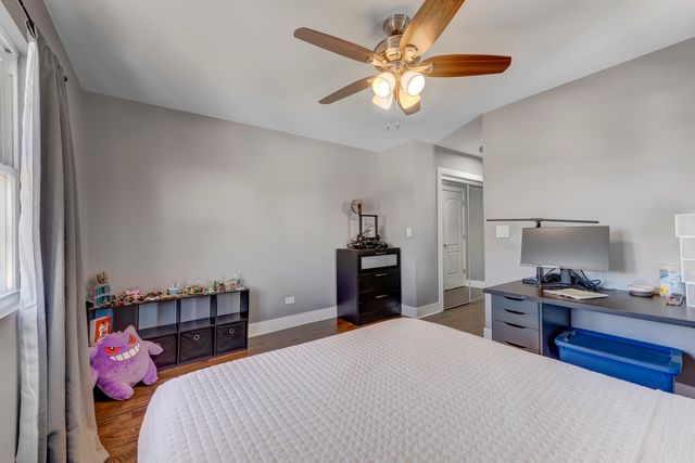 501 S 9th Avenue, Maywood, IL 60153