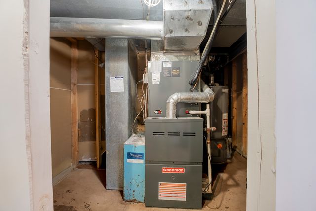 501 S 9th Avenue, Maywood, IL 60153