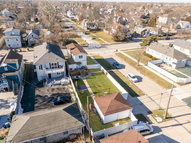 501 S 9th Avenue, Maywood, IL 60153