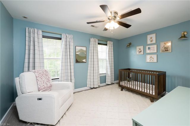 112 Lavergne LN, Virginia Beach, VA 23454