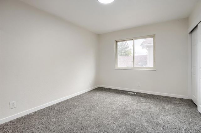 3752 S Mission Parkway, Aurora, CO 80013