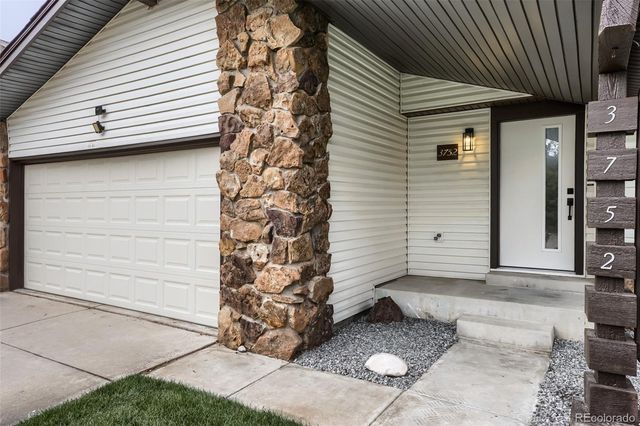 3752 S Mission Parkway, Aurora, CO 80013