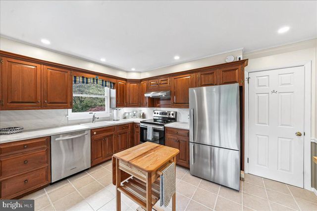 1154 SYLVAN RD, West Chester, PA 19382