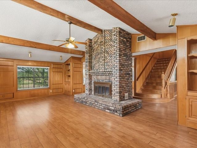 3604 Conveyor Drive, Burleson, TX 76028