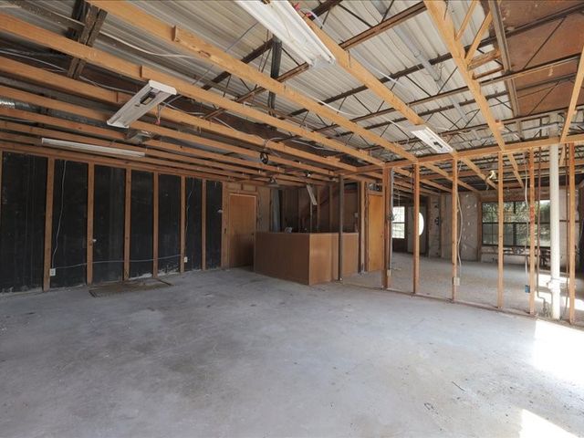 3604 Conveyor Drive, Burleson, TX 76028