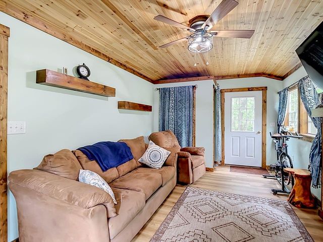11705 MARY LOU DRIVE, Hudson, FL 34669