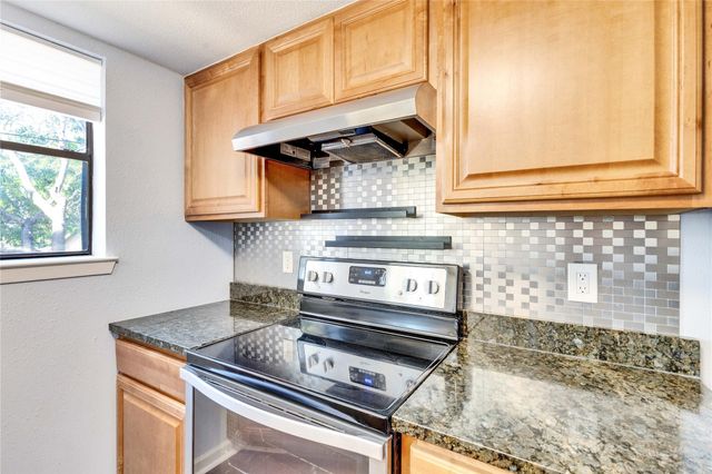2500 Burleson RD 703, Austin, TX 78741