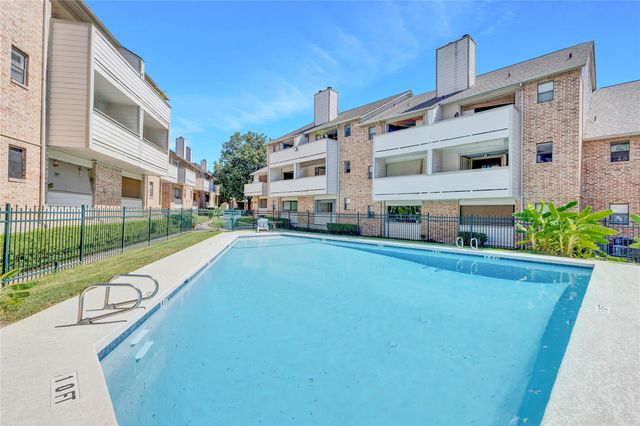 2500 Burleson RD 703, Austin, TX 78741