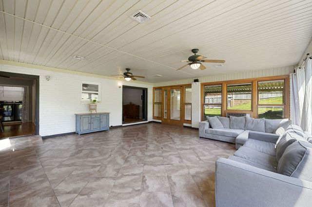 920 Kelly June Dr, Mount Juliet, TN 37122
