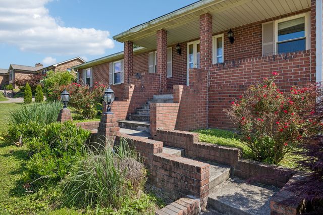 920 Kelly June Dr, Mount Juliet, TN 37122