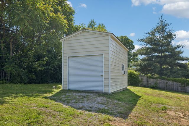 920 Kelly June Dr, Mount Juliet, TN 37122