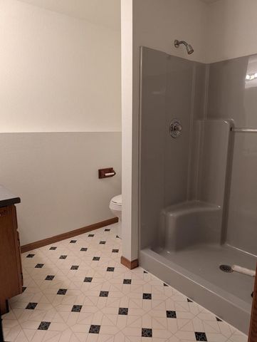 80 KOPE AVENUE, Oshkosh, WI 54901