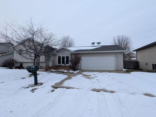 80 KOPE AVENUE, Oshkosh, WI 54901