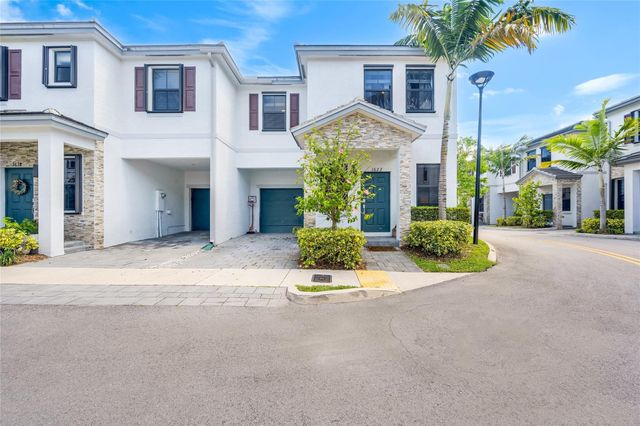 1622 SW 28TH Court, Fort Lauderdale, FL 33315