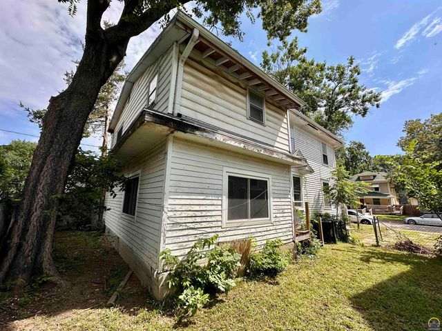 1637 SW Fillmore ST, Topeka, KS 66604