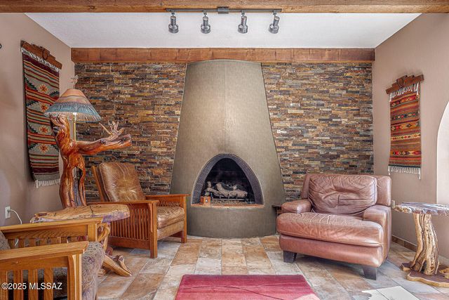 1118 W Circulo Del Sur, Green Valley, AZ 85614