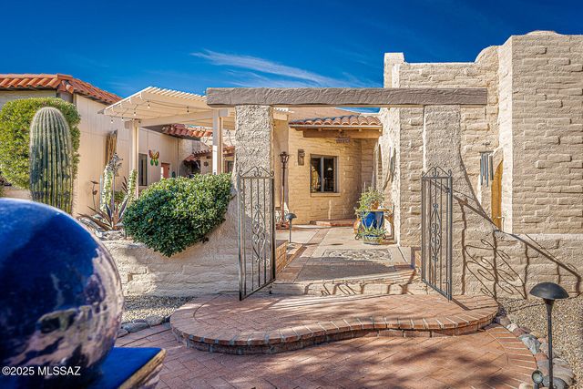 1118 W Circulo Del Sur, Green Valley, AZ 85614