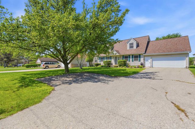51613 Sass Road, Chesterfield, MI 48047