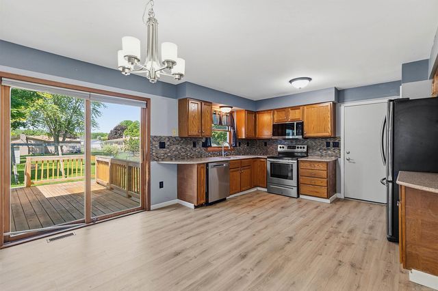 51613 Sass Road, Chesterfield, MI 48047