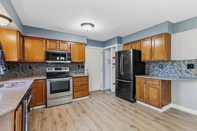 51613 Sass Road, Chesterfield, MI 48047