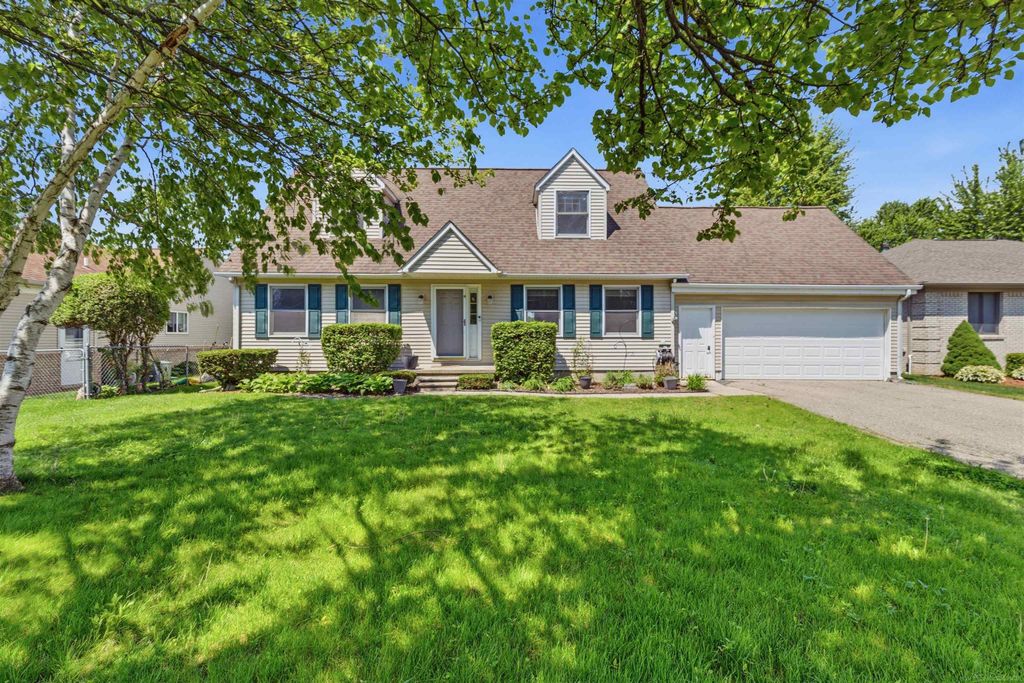 51613 Sass Road, Chesterfield, MI 48047