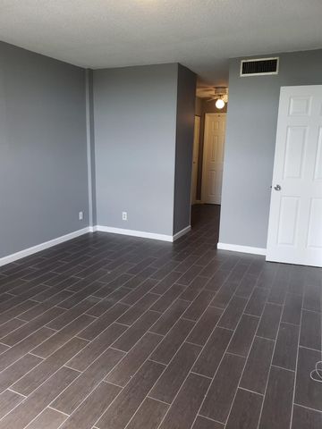 406 NW 68th Avenue 511, Plantation, FL 33317