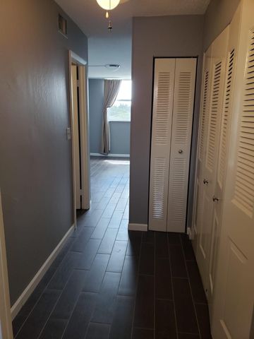 406 NW 68th Avenue 511, Plantation, FL 33317