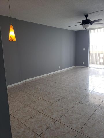 406 NW 68th Avenue 511, Plantation, FL 33317