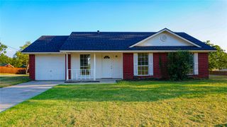 728 E 3rd Street, Springtown, TX 76082