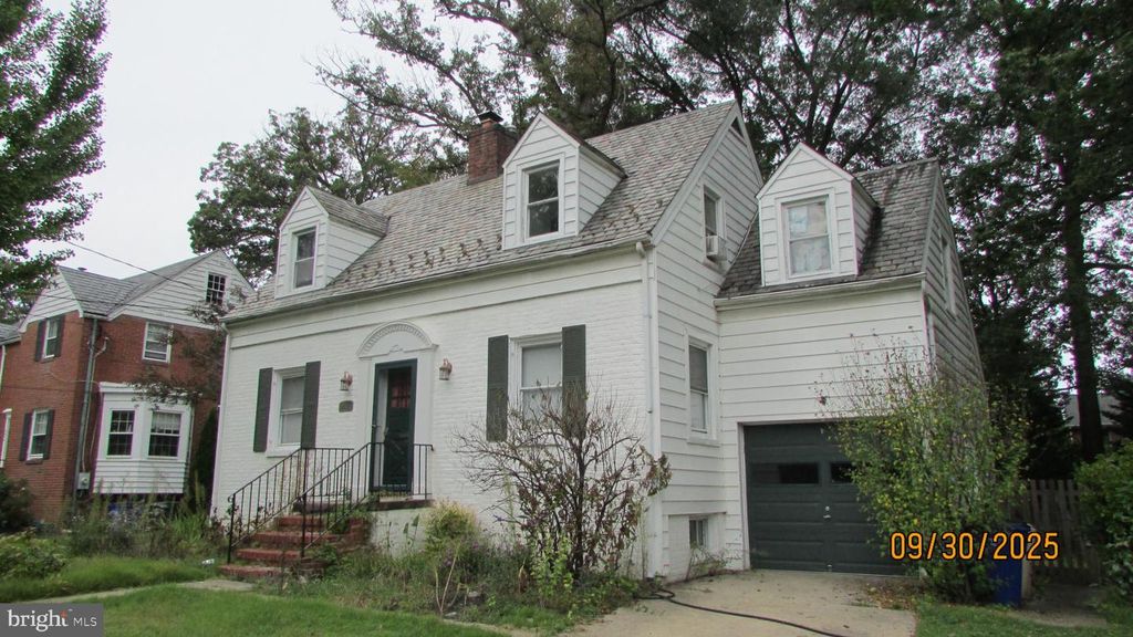 4614 BEECHWOOD RD, College Park, MD 20740