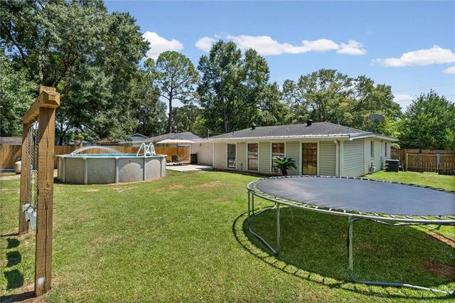 112 Fairlane Drive, Satsuma, AL 36572
