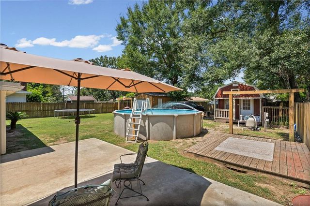 112 Fairlane Drive, Satsuma, AL 36572