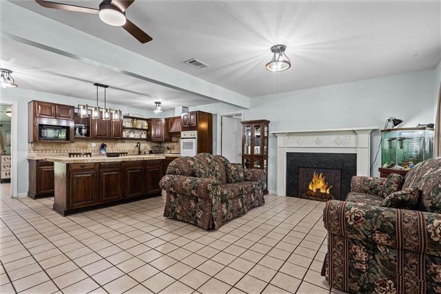 112 Fairlane Drive, Satsuma, AL 36572