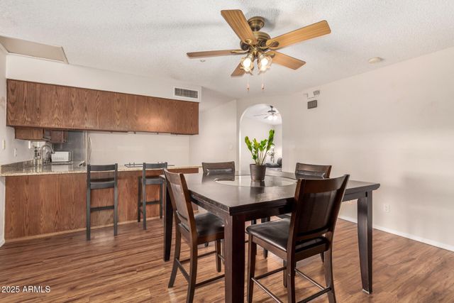 3325 E CARMEL Avenue, Mesa, AZ 85204