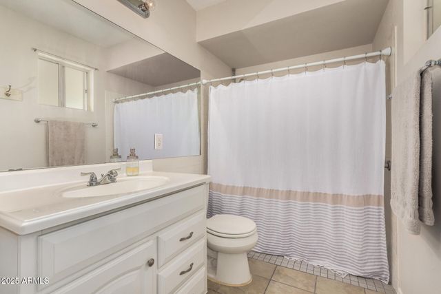 3325 E CARMEL Avenue, Mesa, AZ 85204