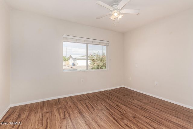 3325 E CARMEL Avenue, Mesa, AZ 85204