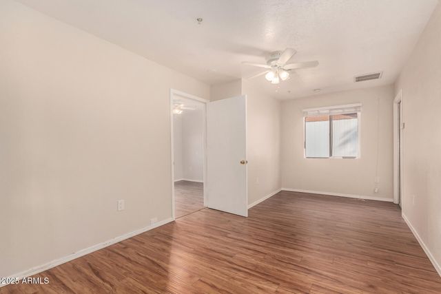 3325 E CARMEL Avenue, Mesa, AZ 85204