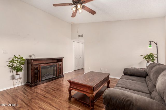 3325 E CARMEL Avenue, Mesa, AZ 85204