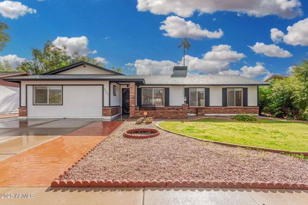 3325 E CARMEL Avenue, Mesa, AZ 85204