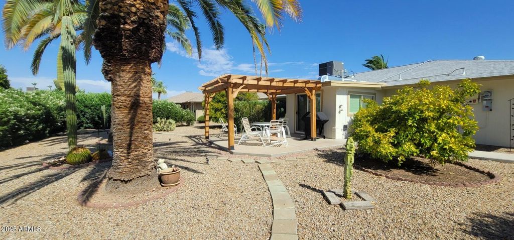 Image 29 of property listing at 13218 W LA TERRAZA Drive, Sun City West, AZ 85375