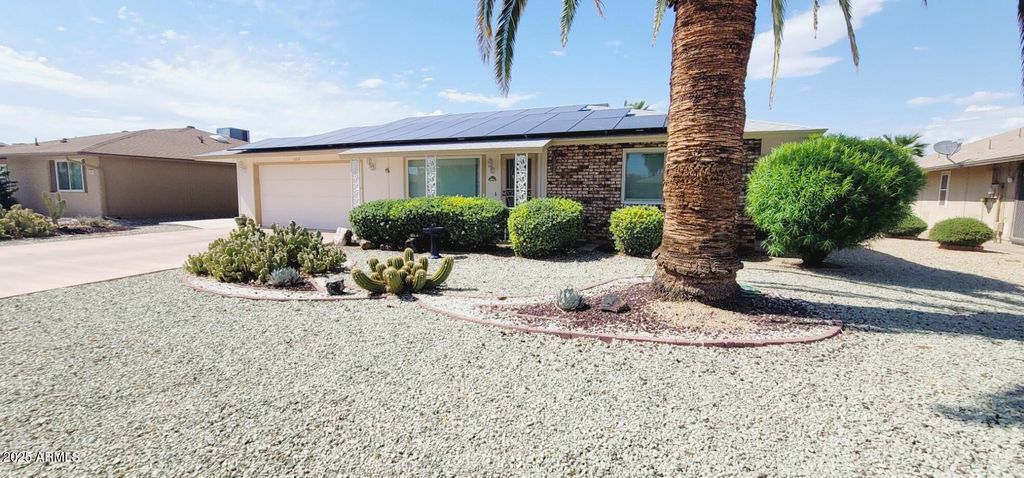 Image 32 of property listing at 13218 W LA TERRAZA Drive, Sun City West, AZ 85375