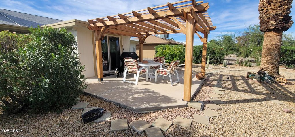 Image 34 of property listing at 13218 W LA TERRAZA Drive, Sun City West, AZ 85375