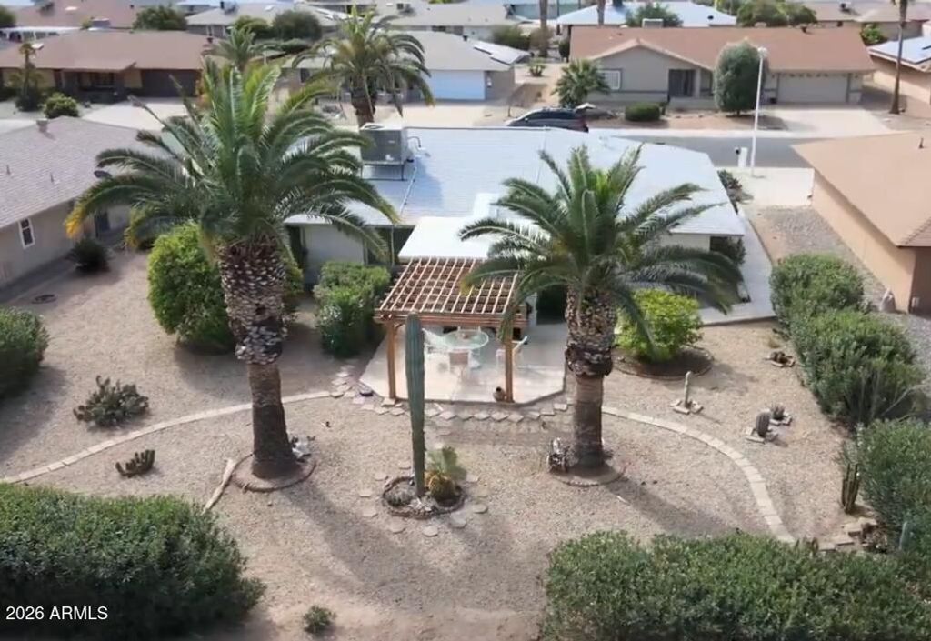 Image 6 of property listing at 13218 W LA TERRAZA Drive, Sun City West, AZ 85375