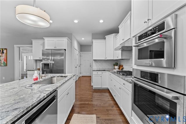 8113 Clancy Ct, Chesterfield, VA 23838
