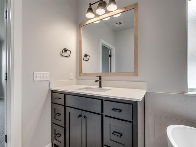 14313 Village Trail, Piedmont, OK 73078