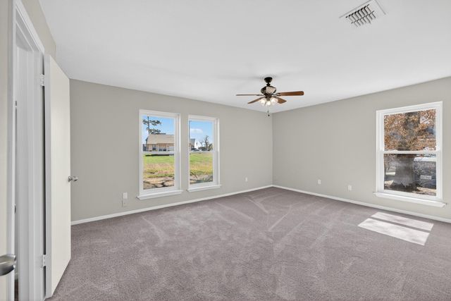 4800 Oak Hollow Street, Baytown, TX 77521