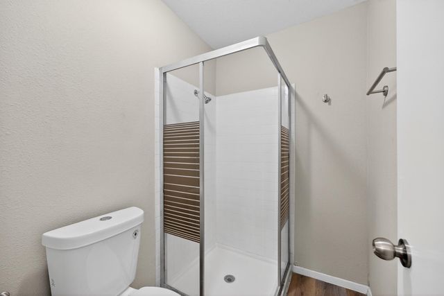 4800 Oak Hollow Street, Baytown, TX 77521