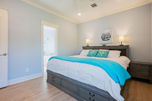 1759 Redfish Lane, Port Bolivar, TX 77650